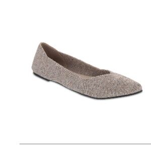 MIA KERRI POINTED TOE FLAT